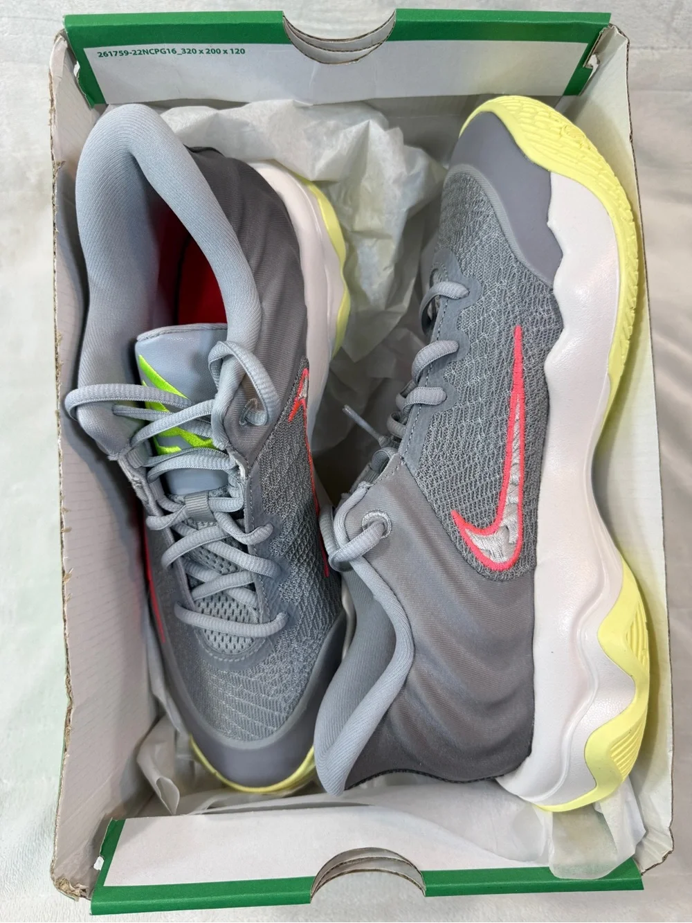 Nike 🆕 brand